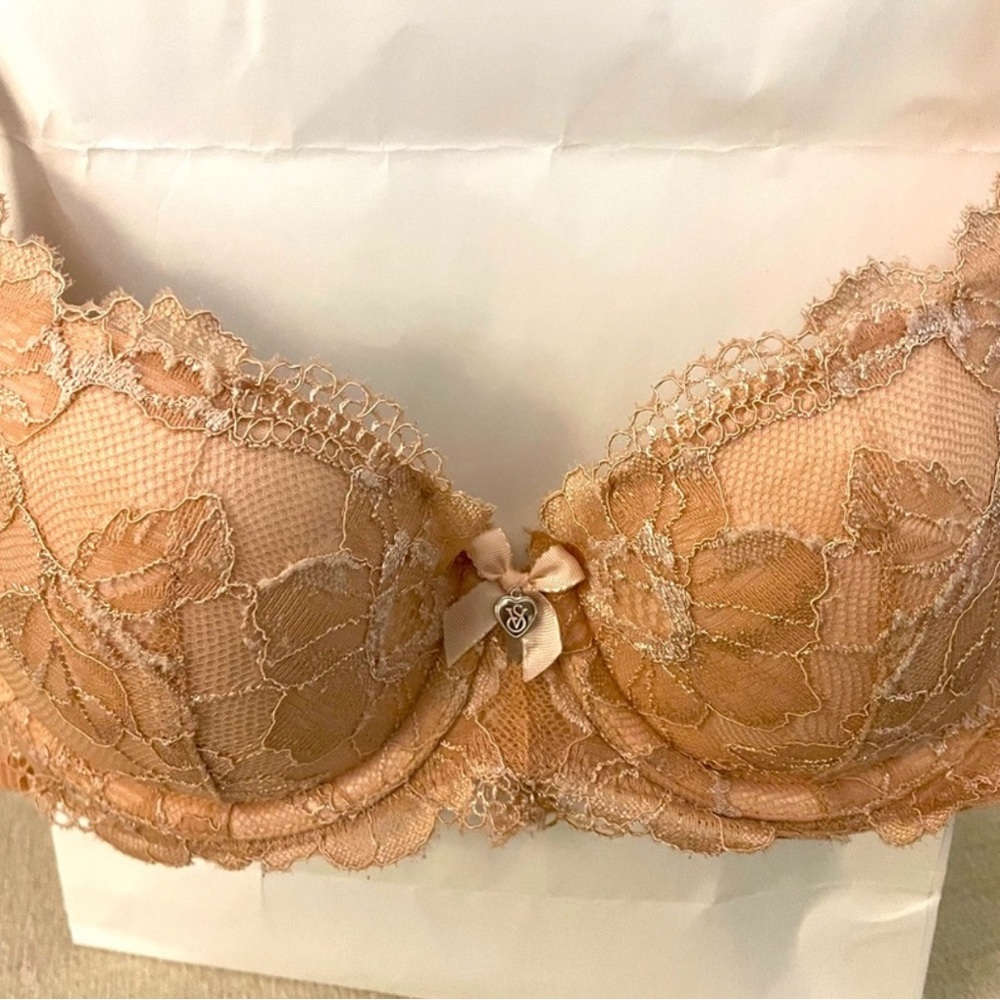 Used Victorias Secret nude bra
